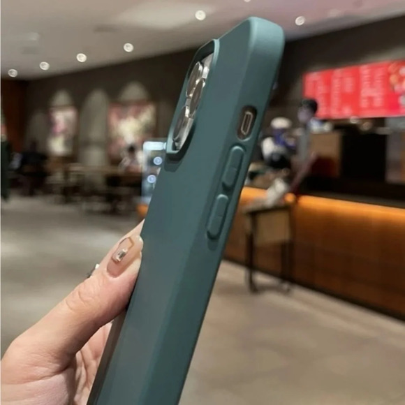 ⚠️Clearance💚iPhone 14/Pro/Pro Max Solid Dark Green Phone Case - Picture 7 of 7